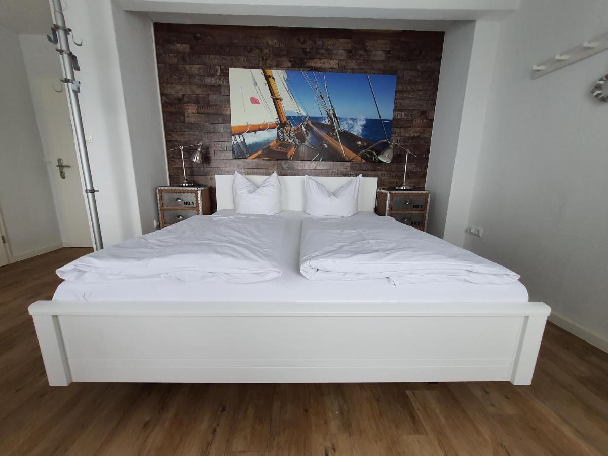 Haus Achtern Diek In Erster Reihe Am Meer Фемарн Экстерьер фото