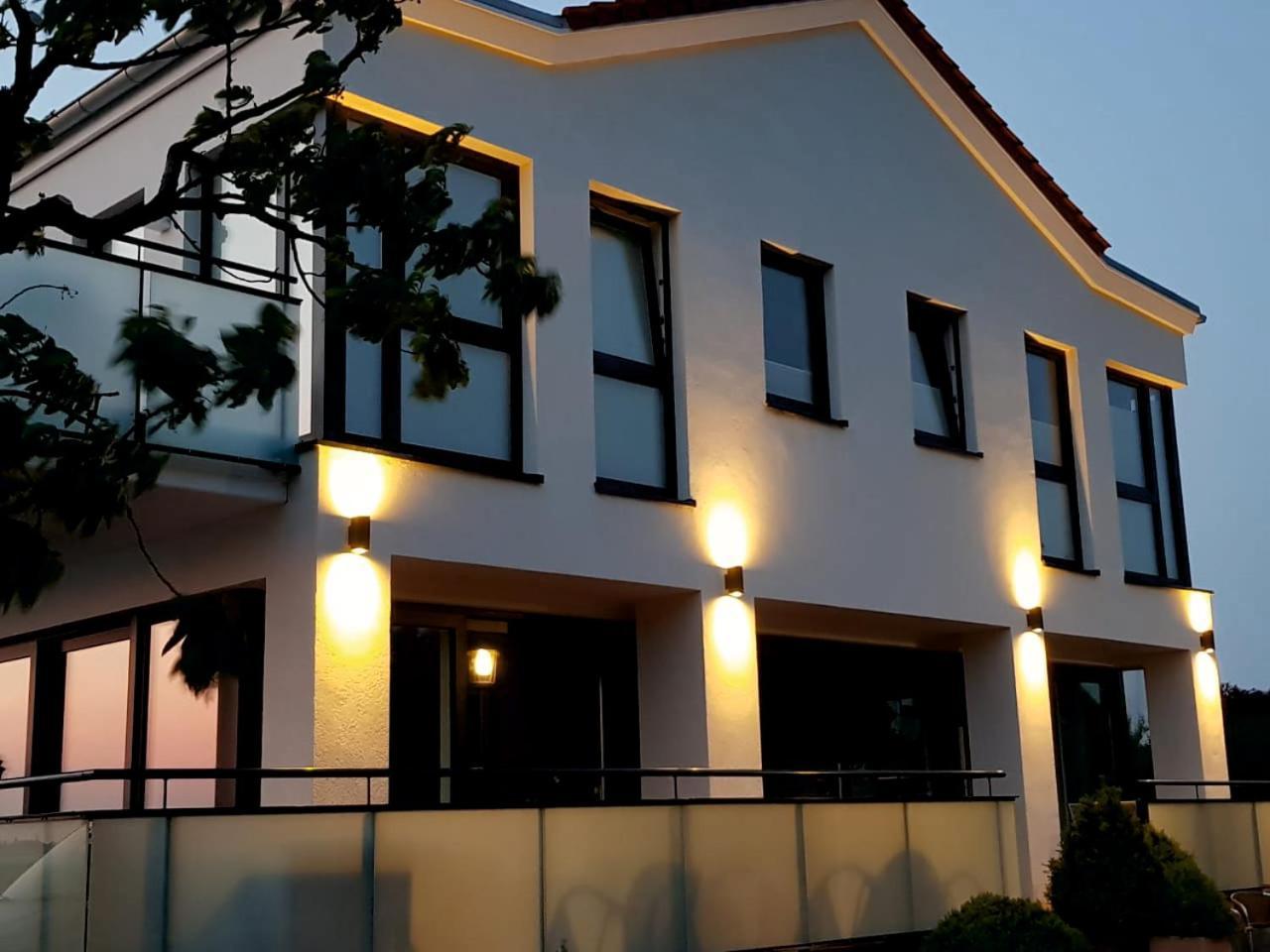 Haus Achtern Diek In Erster Reihe Am Meer Фемарн Экстерьер фото